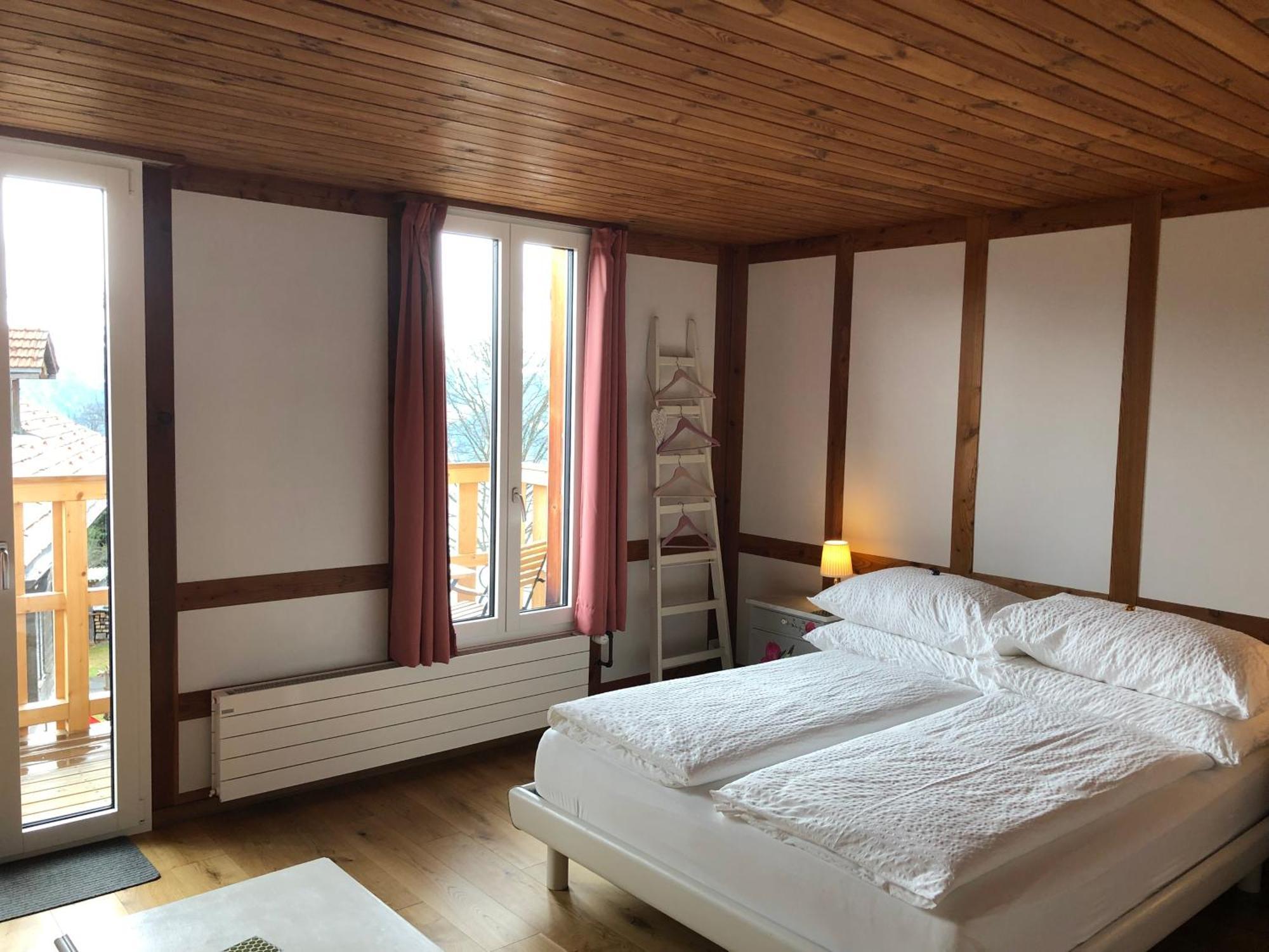 Ula'S Holiday Apartments Beatenberg Ruang foto