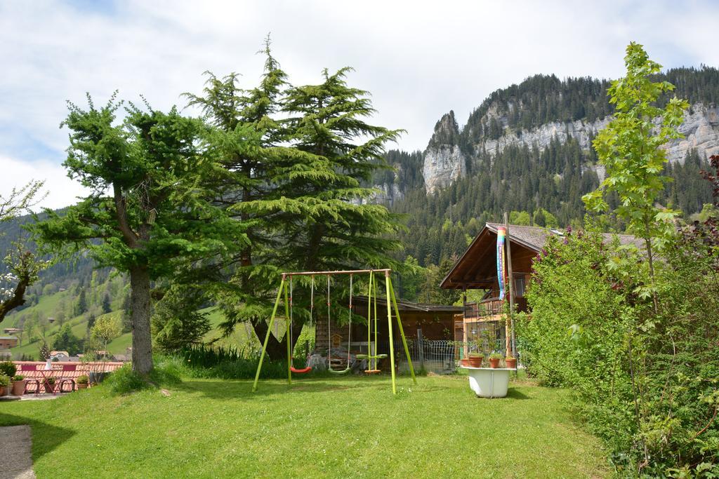 Ula'S Holiday Apartments Beatenberg Ruang foto